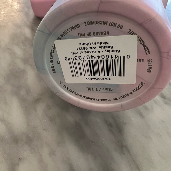 Stanley Watercolor Tulle 40 oz. Quencher H2.0 FlowState Tumbler NWT - Picture 6 of 7